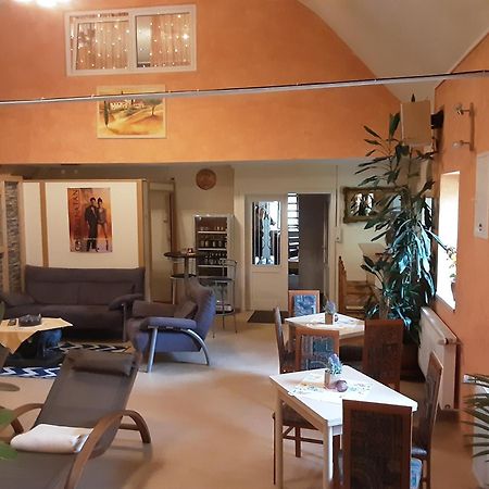 Hotel Gasthof Zur Krone Oberzent Exteriér fotografie