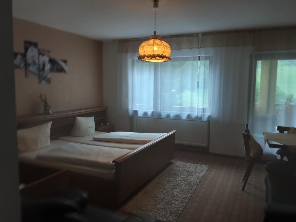Hotel Gasthof Zur Krone Oberzent Exteriér fotografie