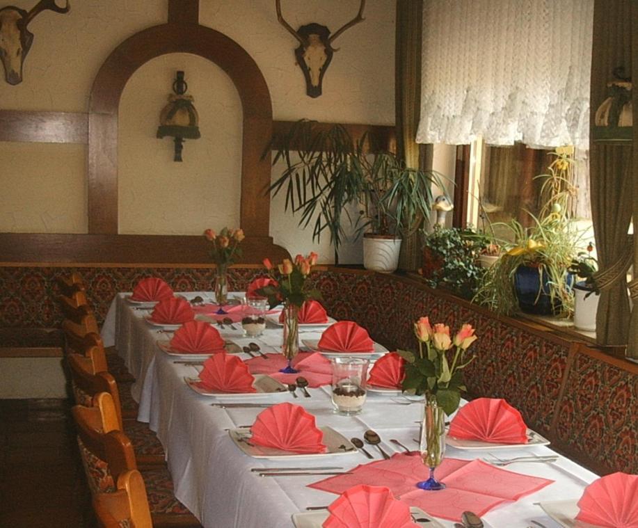 Hotel Gasthof Zur Krone Oberzent Exteriér fotografie